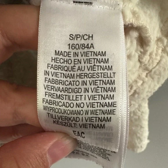 “MARMONT” White and Navy Teddy Jacket~tag says small but, more like Xtra Small. - Picture 4 of 10